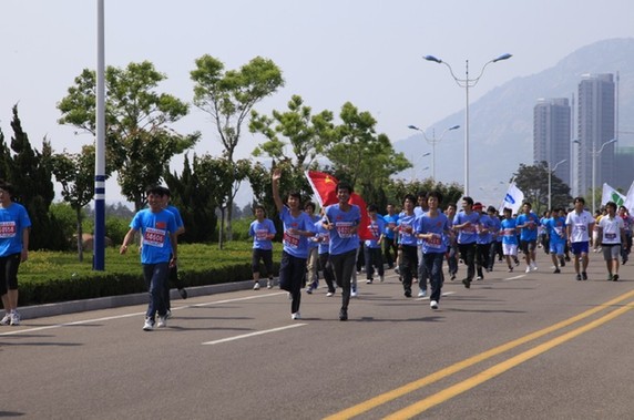Int'l tourism marathon starts in Shandong