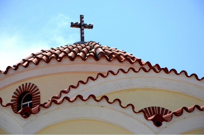 Kourounes. Lassithi, in Crete's easternmost region, is less of a tourist hub and better known for its stunning scenery. Its most developed- tourism wise- villages are Agios Nikolaos, also the capital of the prefecture, Elounda, Sitia and Ierapetra.