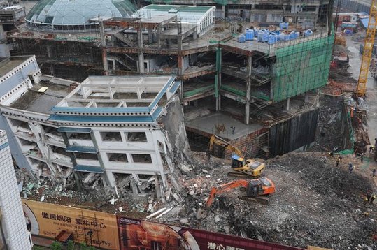 The Zijing Ethnic Minorities Middle School, which was rebuilt in 2010 for minority students from the Aba Prefecture, has been demolished to make room for a large-scale commercial housing project by a private developer. [Xinhua]