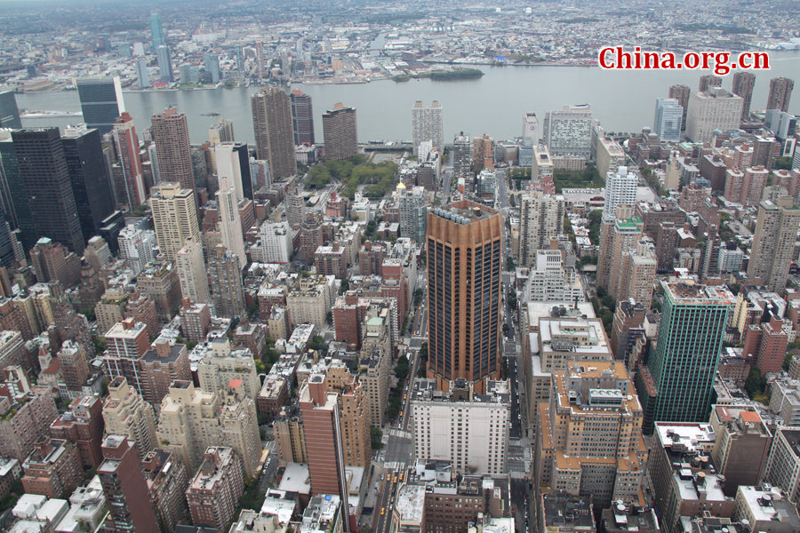 Photo shows the bird's eye view from the Empire State Building, U.S. [China.org.cn/by Li Xiaohua]