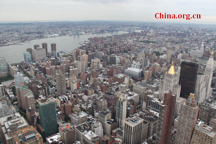 Photo shows the bird's eye view from the Empire State Building, U.S. [China.org.cn/by Li Xiaohua]