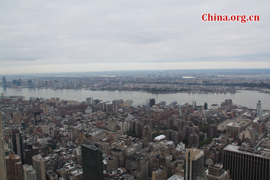 Photo shows the bird's eye view from the Empire State Building, U.S. [China.org.cn/by Li Xiaohua]