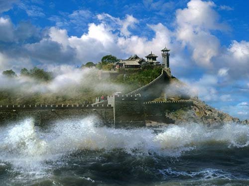 Penglai Pavilion, one of the 'top 10 attractions in Shandong, China' by China.org.cn.