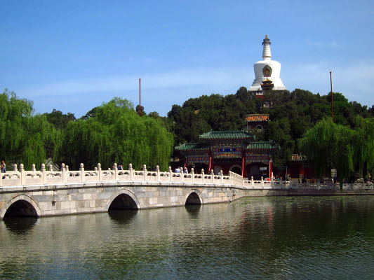 The southern bridge reaches out to Qionghua island in Beihai Park.