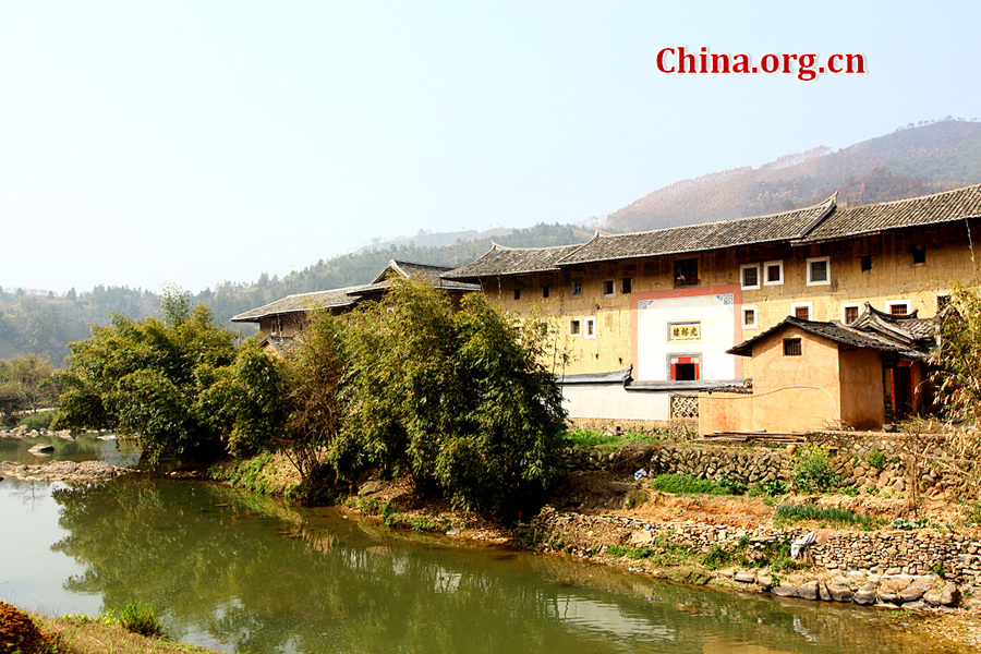 Built on a base of stone, the thick walls of Tulou were packed with dirt and fortified with wood or bamboo internally. The architectural arts of the Fujian Tulou can be traced back nearly 1,000 years, and their design incorporates the tradition of fengshui (favorable siting within the environment).