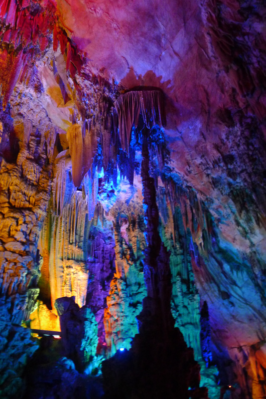 The cave is named after the verdant reeds that grow outside it and local people also make flutes from these plants. This spectacular cave is located 5 km northwest of the downtown of Guilin, and it is a must see for any visitor. Over millions of years, dripping water has eroded the cave to create a special world of various stalactites, stone pillars and rock formations. 