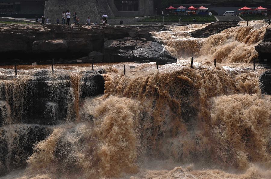 #CHINA-YELLOW RIVER-HUKOU WATERFALL (CN)