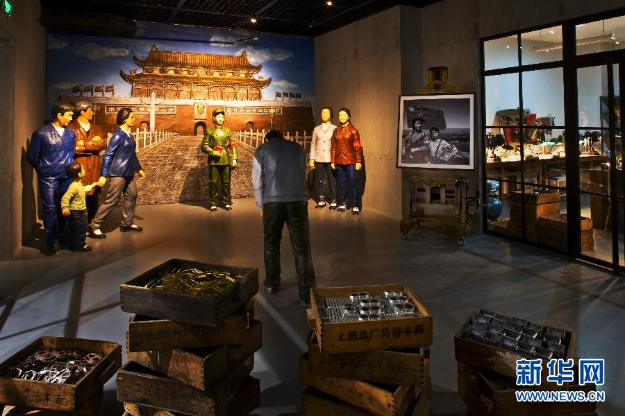 Photo taken on May 31, 2012 shows a corner in Shanghai Vintage Cameras Manufacturing Museum in Shanghai, east China. To celebrate the seventh China's Cultural Heritage Day which falls on the second Saturday of June, the museum will be open free to the public on June 9. [Xinhua]