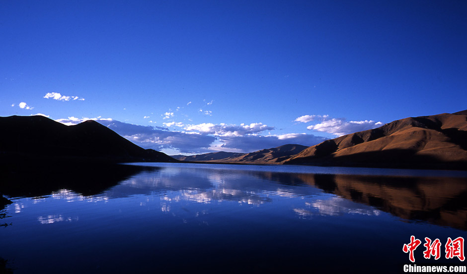 Photo shows the amazing scenery in Ganzi Tibetan Autonomous Prefecture in China's Sichuan Province.