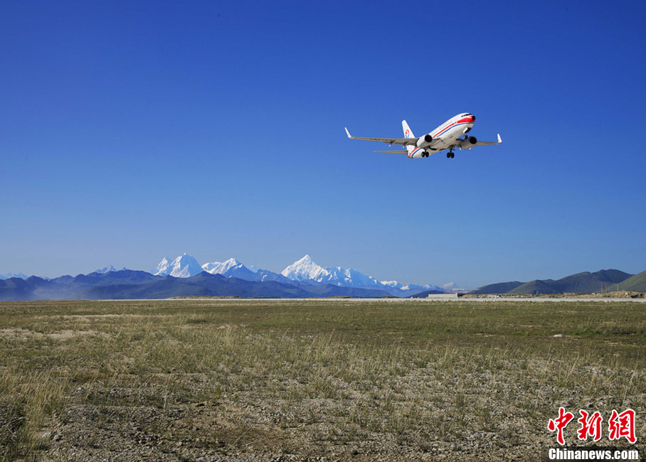 Photo shows the amazing scenery in Ganzi Tibetan Autonomous Prefecture in China's Sichuan Province.