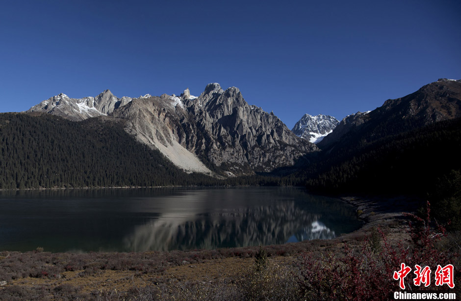 Photo shows the amazing scenery in Ganzi Tibetan Autonomous Prefecture in China's Sichuan Province.