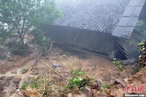 Torrential rains have swept across China's Guizhou province. [Chinanews.com]