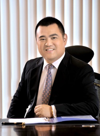 Zhang Kangli, one of the 'Top 33 richest Chinese under forty' by China.org.cn