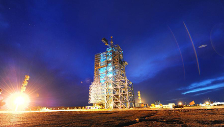 Lauching tower of Shenzhou-9 spacecraft