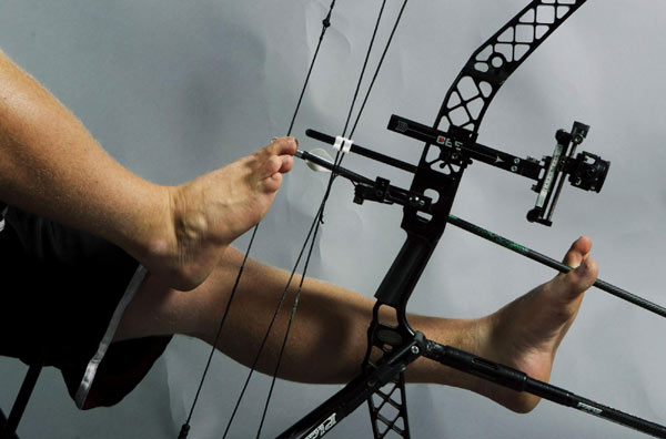 US Paralympic archer showing off archery technique