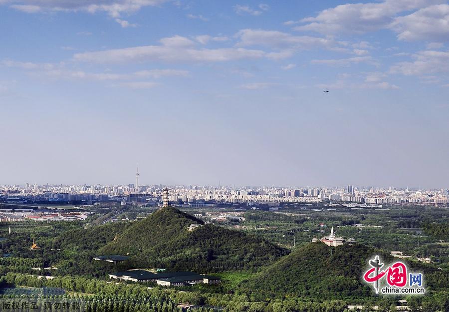 A bird's view of Beijing, capital of China. [China.org.cn]