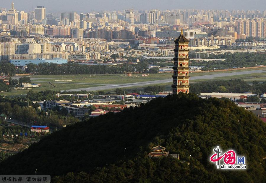 A bird's view of Beijing, capital of China. [China.org.cn]