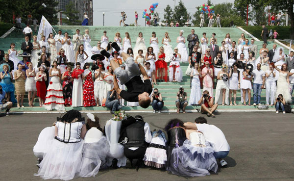 Parade of Brides festival in Russia