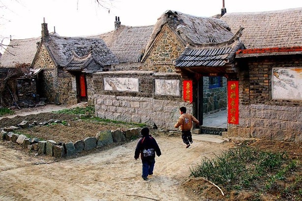 Unique seaweed houses in Shandong