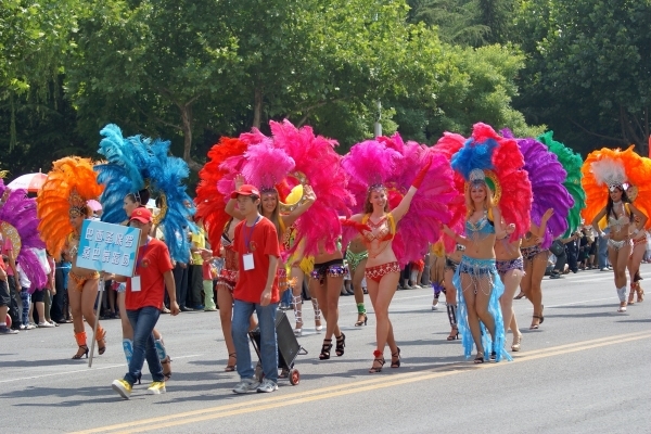 Qingdao holds citizen festival