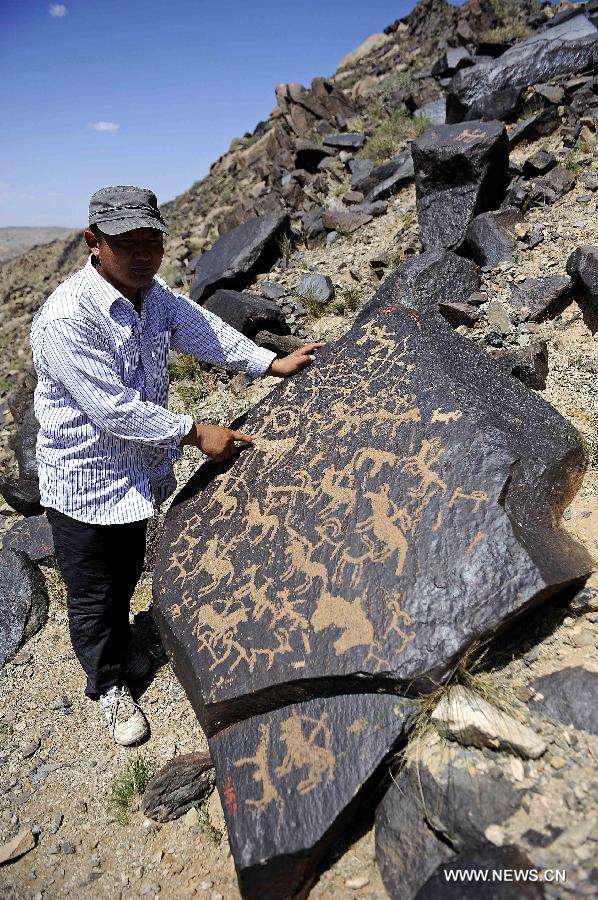 CHINA-INNER MONGOLIA-ALASHAN ROCK PAINTINGS (CN)