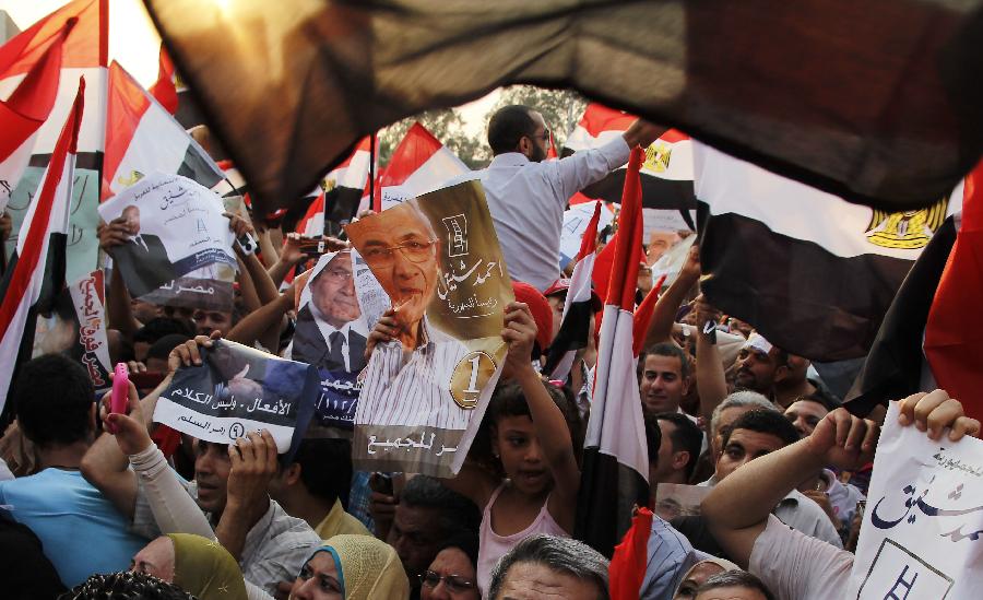 Tensions soar in Egypt before final results of election