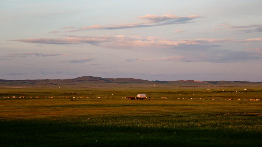 CHINA-INNER MONGOLIA-HULUN BUIR-NATURAL SCENERY-TOURISM (CN)