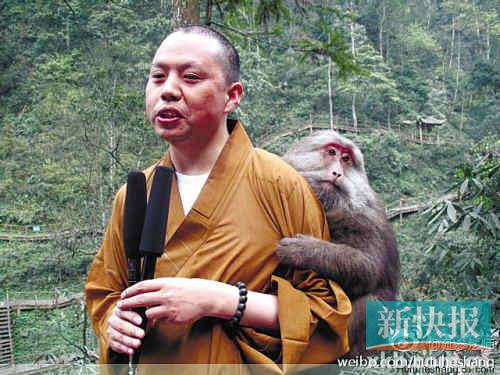 Yancan first rose to online prominence last week, when a video of him being harassed by monkeys near E'Mei Mountain, a sacred Buddhist site, was uploaded to the Internet.[ Photo / Weibo.com] 