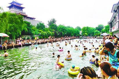 Shandong embraces holiday travel peak