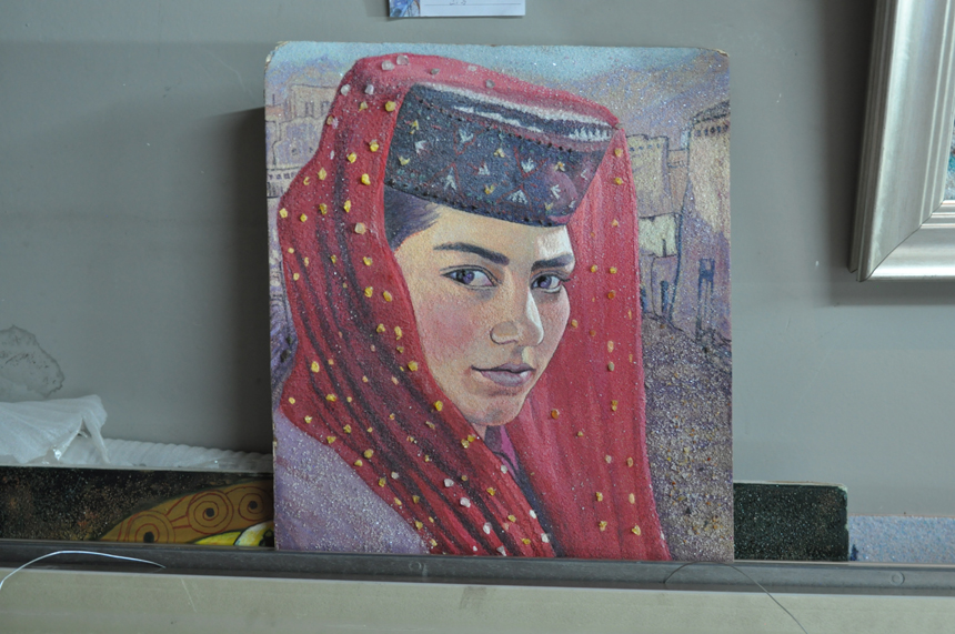 Qifang Street, a hub of creativity located in Urumqi City, Xinjiang Uygur Autonomous Region, aims to replicate an artistic community similar to Beijing's 798 Art District. 