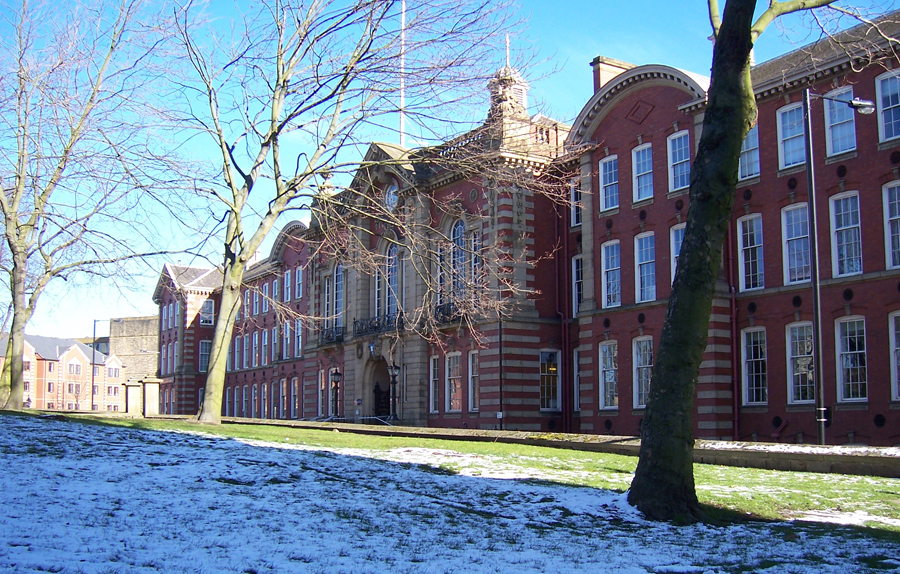 The University of Sheffield is a research university based in the city of Sheffield in South Yorkshire, England. It is one of the original 'red brick' universities and is a member of the Russell Group of leading research intensive universities. [China.org.cn/ by Chen Chao]