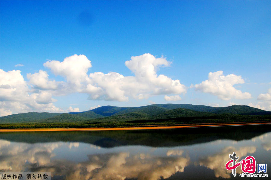 Fuyuan County, which is nestled along the Heilongjiang River in northeast China's Heilongjiang Province, is well-known for its wild salmon.