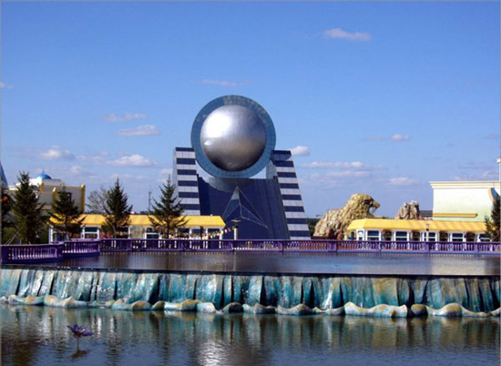 Changchun Film Theme Park, one of the 'top 10 attractions in Jilin' by China.org.cn.