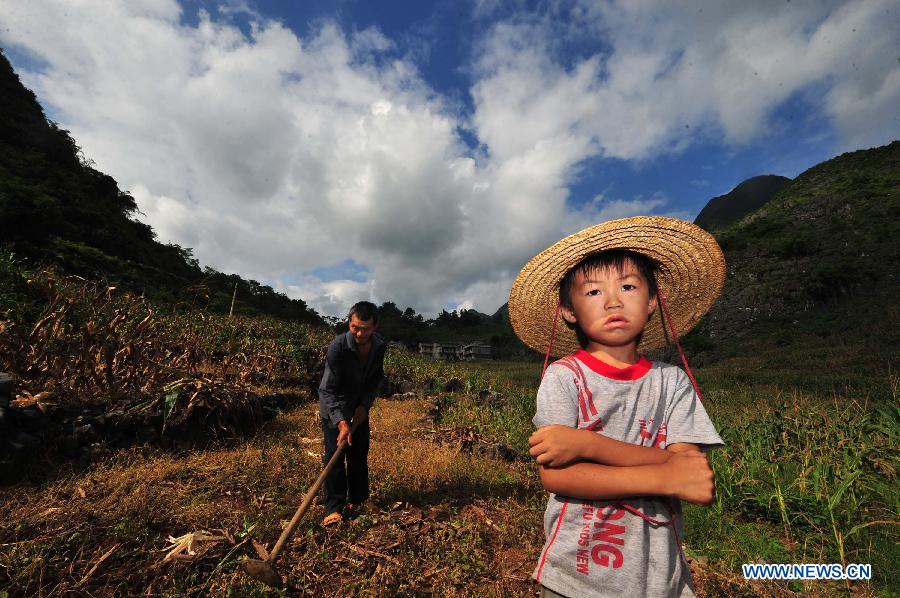 Children enjoy their summer vacation in China's Guangxi