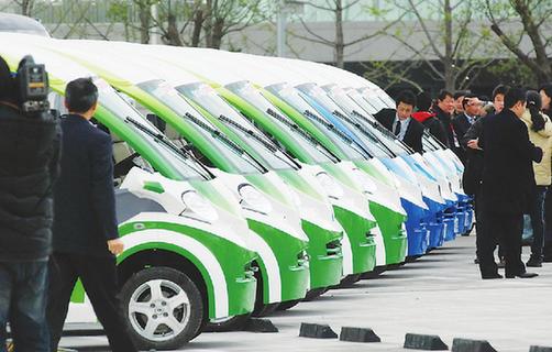 China launches a blueprint to promote more green vehicles in the country. [File photo] 