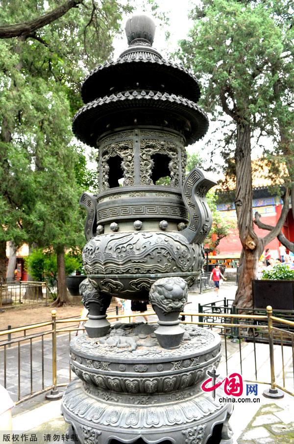 The Forbidden City (Palace Museum), a World Heritage site since 1987, imparts a sense of grandeur and wealth, an aura of pomp and majesty that has passed down the ages. 