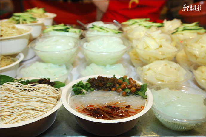 Delicacies at Beijing night markets