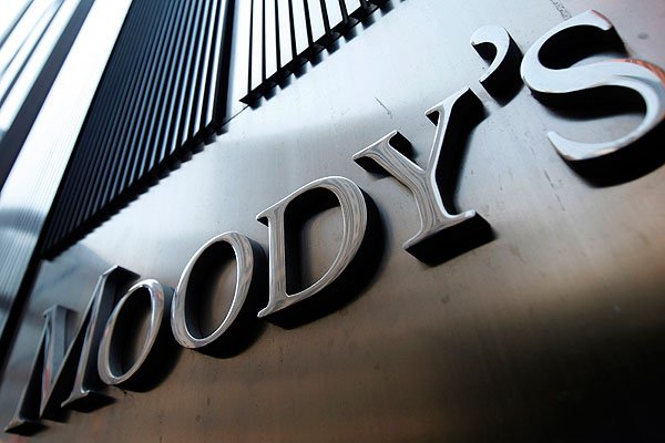 Moody's Investors Service slashed the ratings of 13 Italian banks on Monday