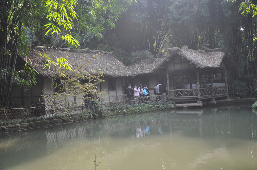 Du Fu Thatched Cottage is an idyllic 24-acre (97,000 m2) park and museum in honour of the Tang Dynasty poet Du Fu at the western outskirts of Chengdu, adjacent to the Huanhua Xi, (Flower Rinsing Creek). 