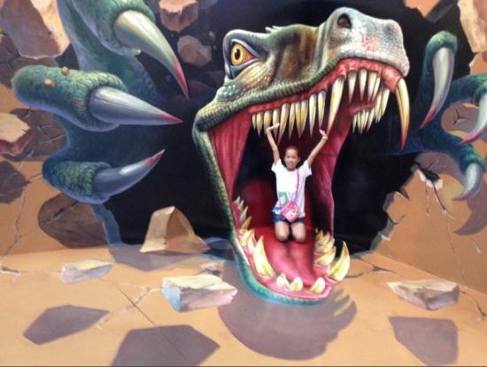 A special exhibition held in the eastern Chinese city of Hangzhou. visitors are being encouraged to take photos and even interact with the paintings. Crowds are flocking to the Magic Art Special Exhibition - eager to pose for photos that seem to draw them into the art.