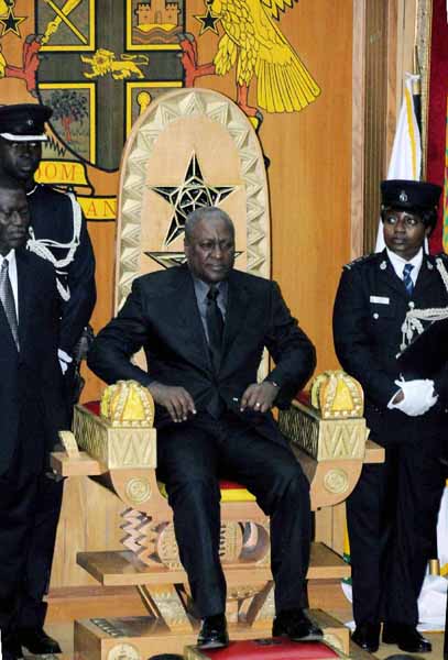 John Mahama Swears In As The Ghanaian President - China.org.cn