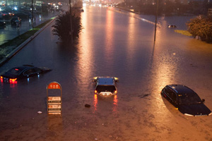 Record floods cause traffic chaos in Beijing