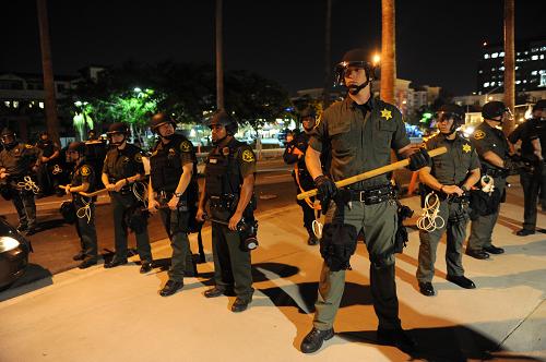 A total of 24 people were arrested on Wednesday during the fourth day of clashes between police and protestors over two separate shootings in the city of Anaheim, southern California. The protests started four days ago when Manuel Diaz, 25, and Joel Mathew Acevedo, 21, both of whom were claimed by police as known gang members, were shot dead by police officers. [Xinhua]