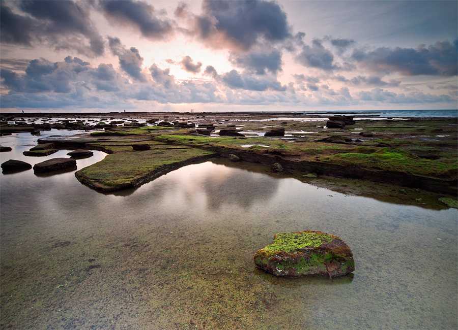 Weizhou Island, located in Beihai city in Guangxi Zhuang autonomous region, is China's largest albeit youngest volcanic island. 