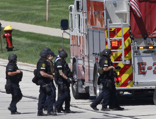 7 dead, including gunman, in US shooting