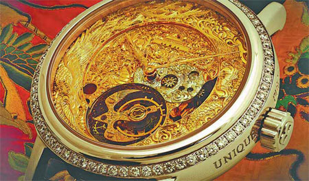 'Playing Dragon and Phoenix' was made by Beijing Watch Factory for the luxury market.