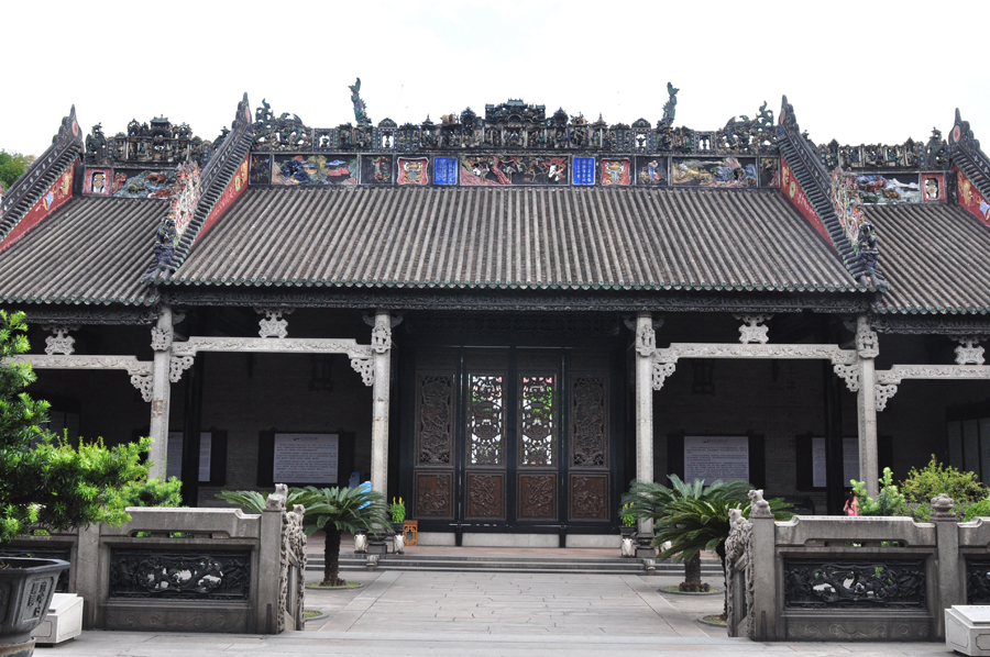 Established in 1894 during the Qing Dynasty, Chen Clan's Academy sits in western Guangzhou and holds a diverse collection of folk art. Chen Ancestral Hall, as it is known locally, is well-preserved, intricately decorated and the largest traditional building in Guangdong Province. [Chin.org.cn]