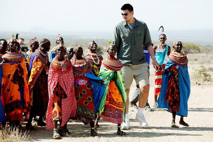 Retired NBA basketball player Yao Ming, an active supporter of wildlife conservation, is in Kenya to film a documentary on wild animals, to raise the international awareness of wild animal protection.