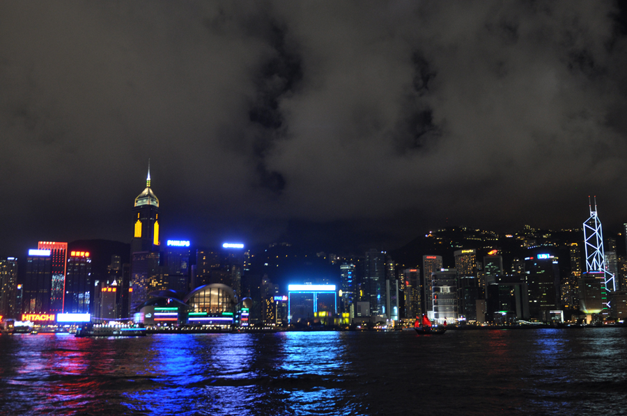 As the largest harbor in China and one of Hong Kong's greatest assets, Victoria Bay makes Hong Kong one of the world's busiest. The harbor is a jewel that people from all over the world come to see. 