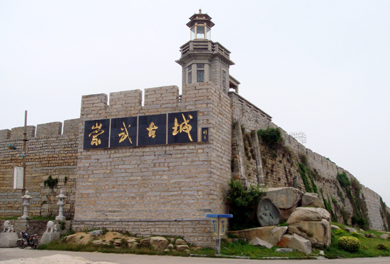 Chongwu Ancient Town, one of the 'top 10 attractions in Fujian, China' by China.org.cn.